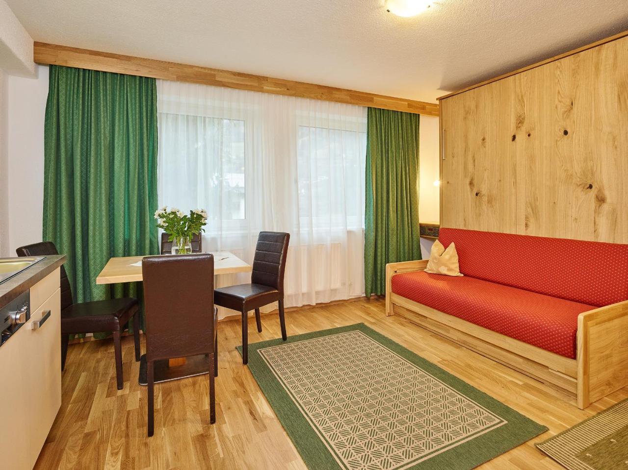 Apart Landhaus Gstrein Oetz Bagian luar foto